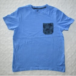 Fiú kék zsebes póló ( 134-140 cm)